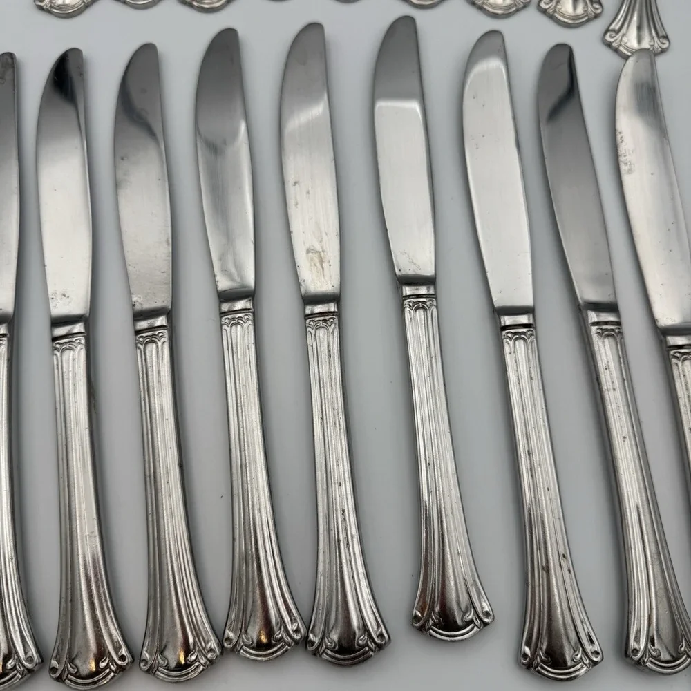 19 Piece Wallace RESPLENDENCE 18/10 Stainless‎ Flatware Fork Knife